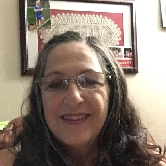 Meet your Posher, Linda - Picture 1 of 1